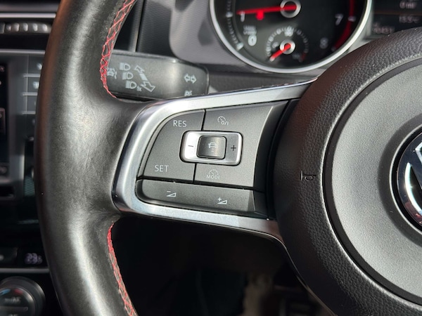 Used Volkswagen Golf 2015 for sale - 76277422: Photo 21