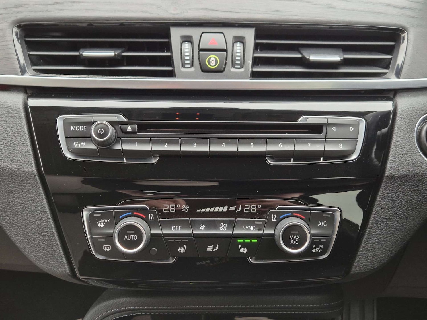 Used BMW X1 2015 for sale - 76475103: Photo 32