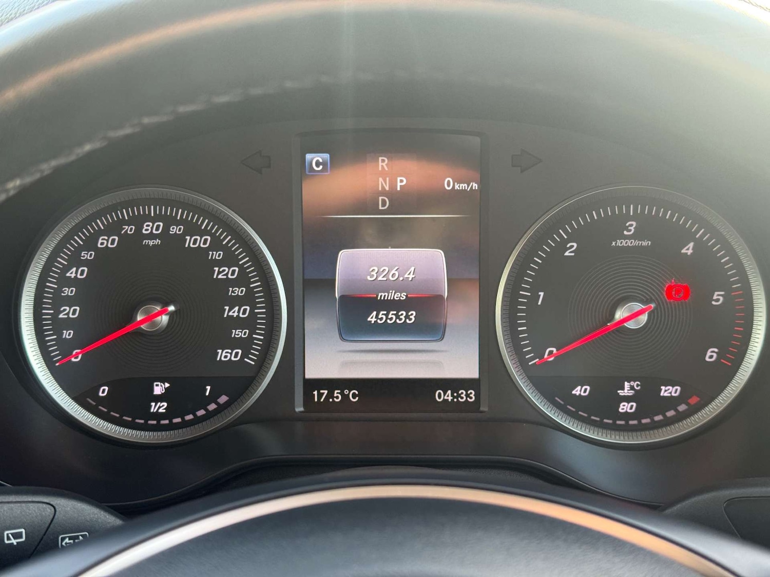 Used Mercedes-Benz GLC 2019 for sale - 76600643: Photo 30