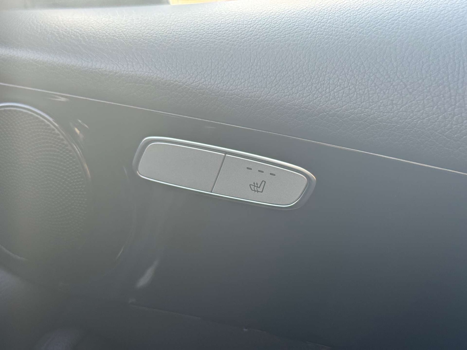 Used Mercedes-Benz GLC 2019 for sale - 76600643: Photo 33