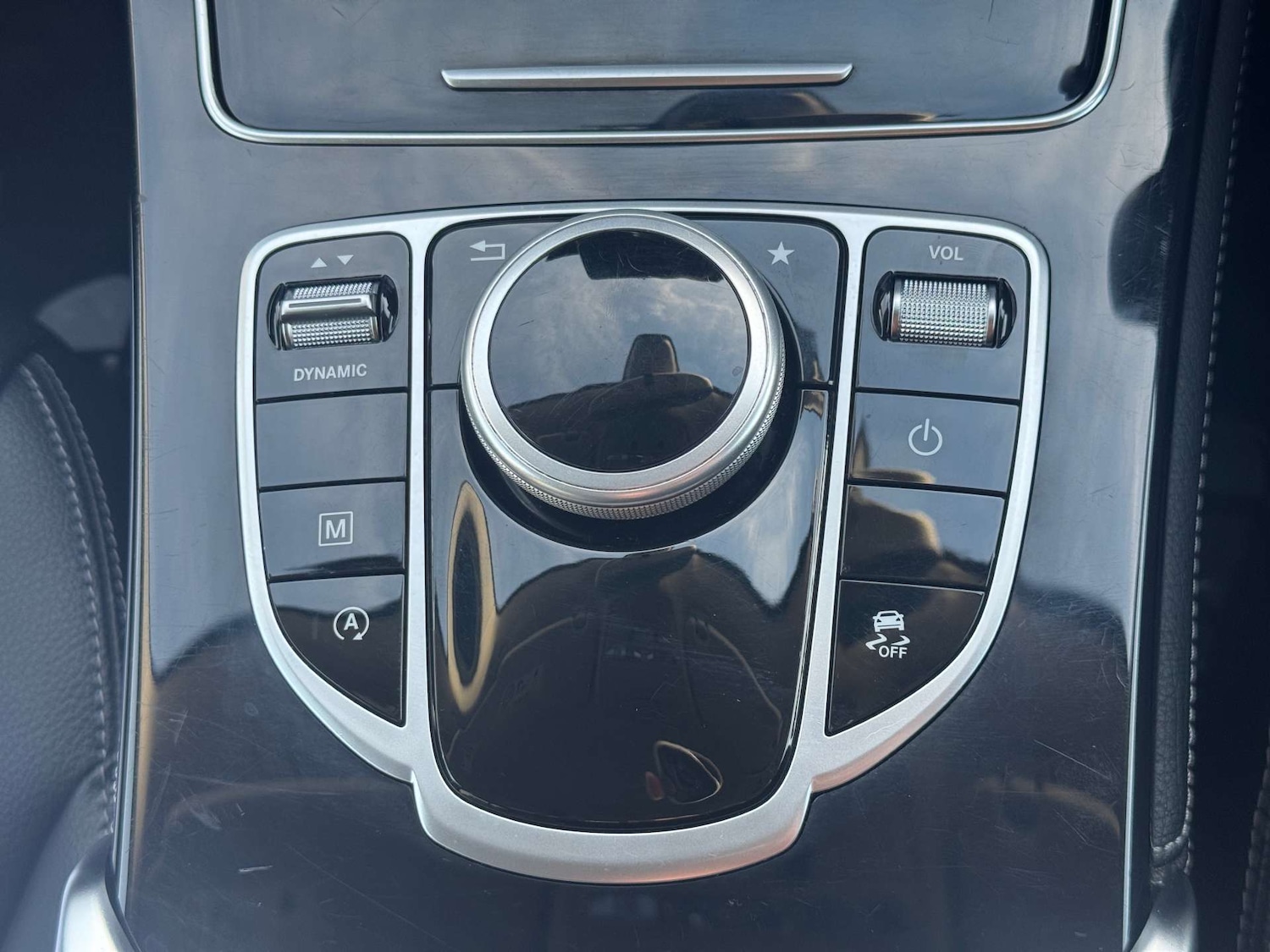 Used Mercedes-Benz GLC 2019 for sale - 76600643: Photo 37