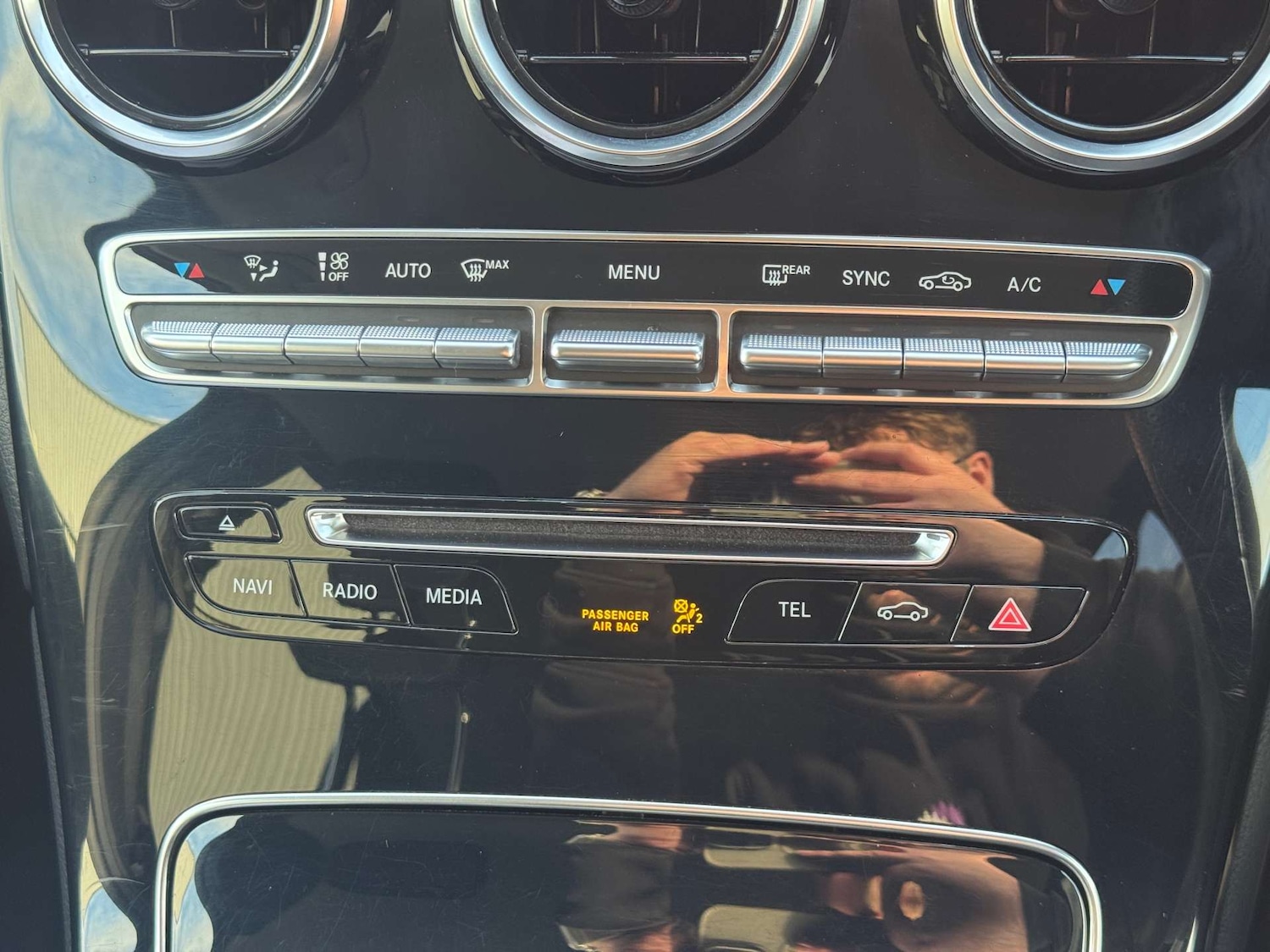 Used Mercedes-Benz GLC 2019 for sale - 76600643: Photo 38