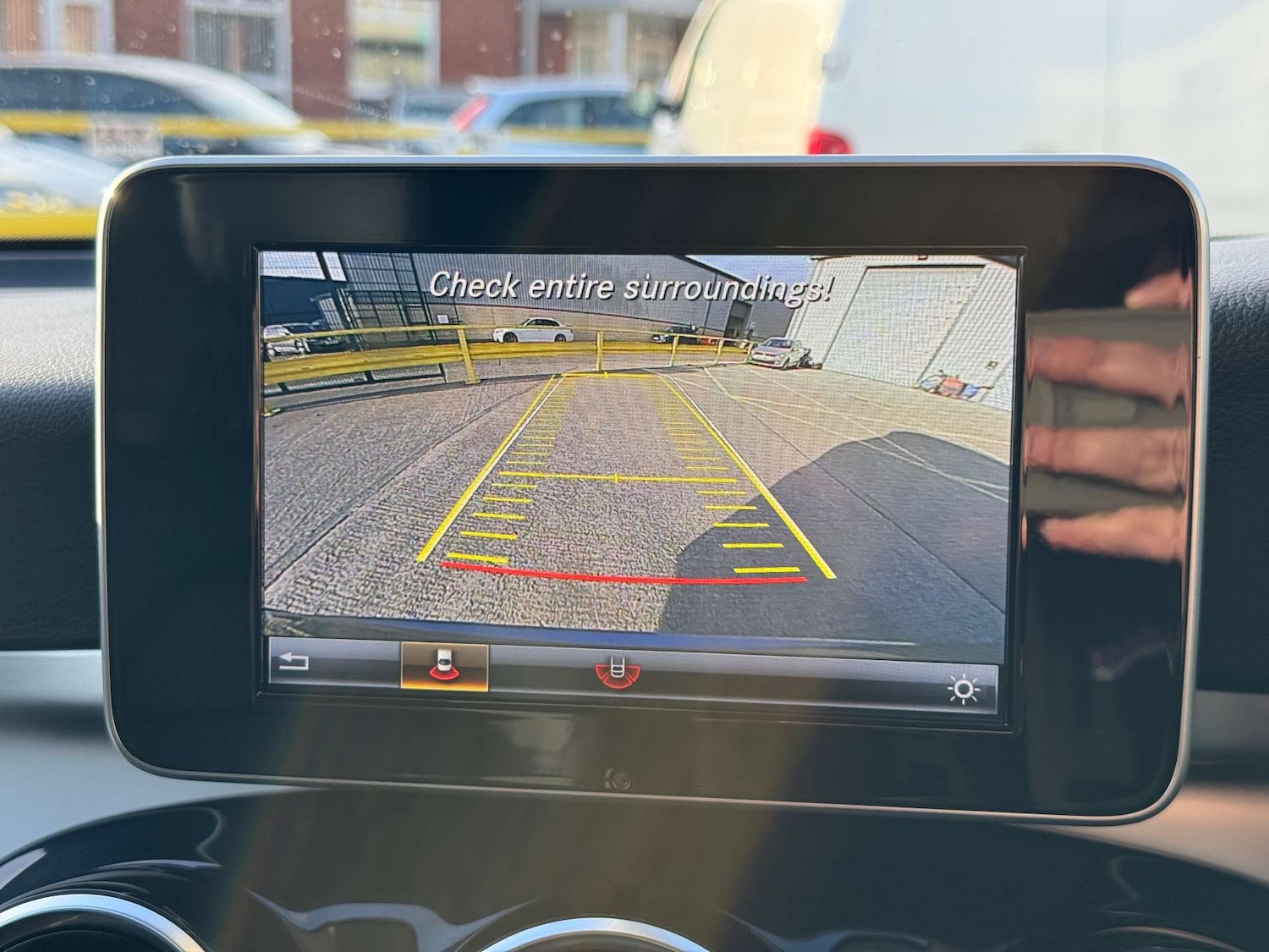 Used Mercedes-Benz GLC 2019 for sale - 76600643: Photo 39