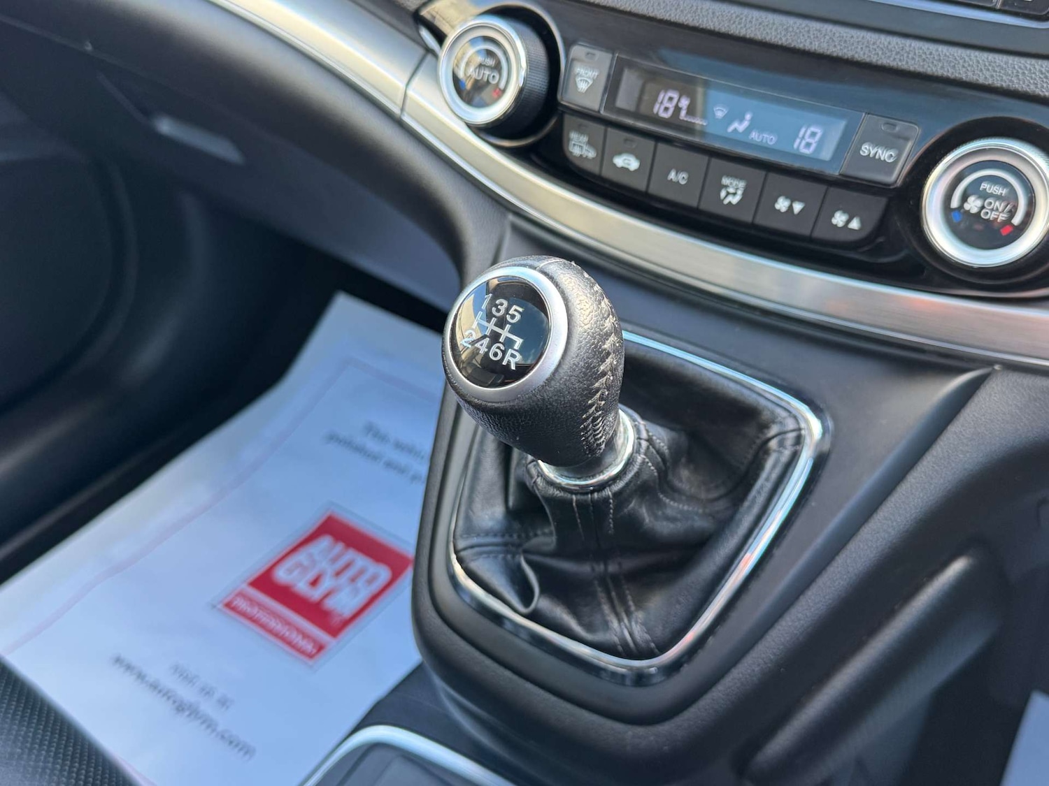 Used Honda CR-V 2015 for sale - 76600982: Photo 41