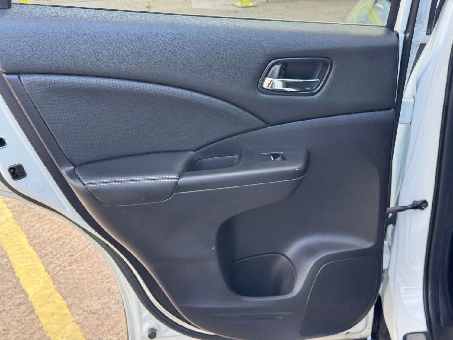 Used Honda CR-V 2015 for sale - 76600982: Photo 53