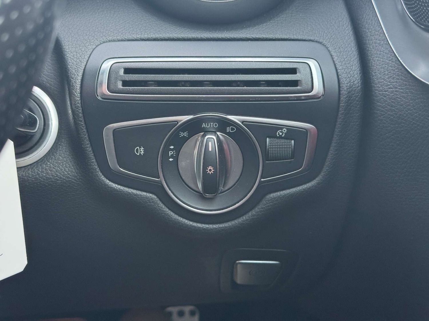 Used Mercedes-Benz C Class 2017 for sale - 76647104: Photo 26