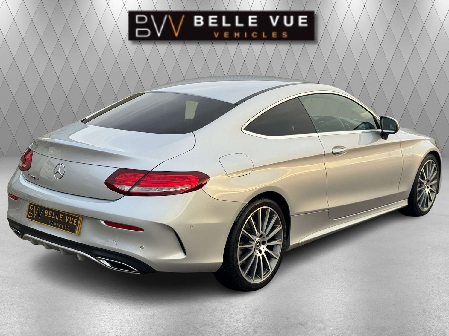 Used Mercedes-Benz C Class 2017 for sale - 76647104: Photo 3