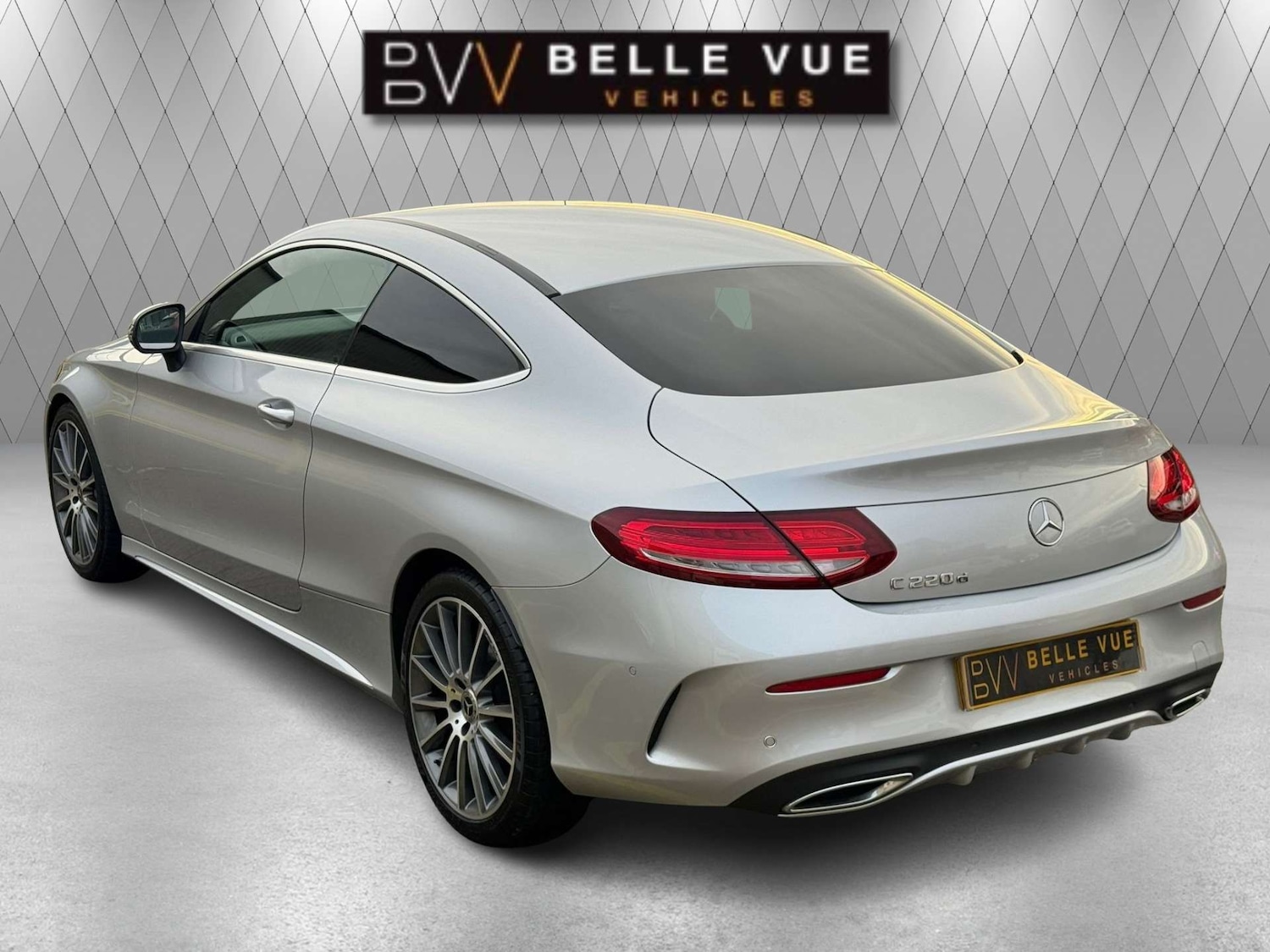 Used Mercedes-Benz C Class 2017 for sale - 76647104: Photo 5