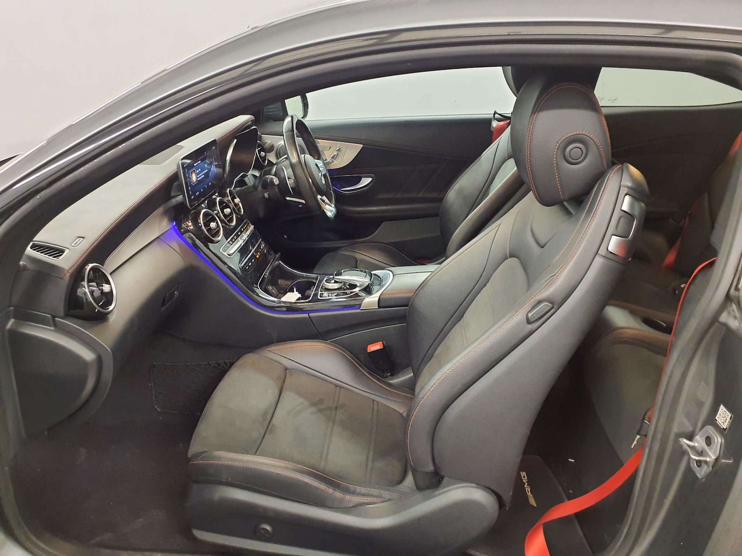 Used Mercedes-Benz C Class 2019 for sale - 76486561: Photo 10