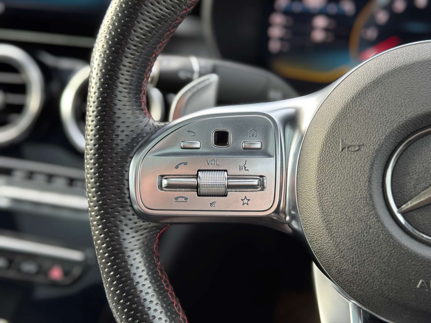 Used Mercedes-Benz C Class 2019 for sale - 76486561: Photo 19