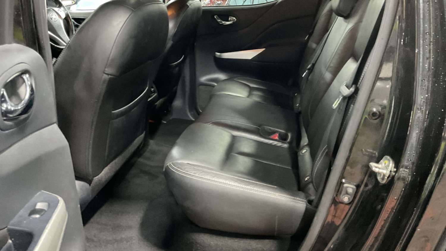 Used Nissan Navara 2021 for sale - 76621487: Photo 11