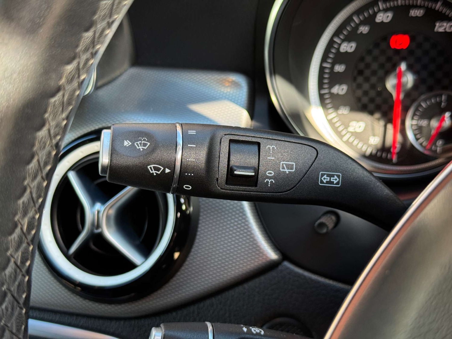 Used Mercedes-Benz A-Class 2018 for sale - 76600968: Photo 31