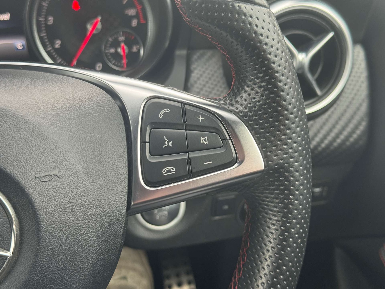 Used Mercedes-Benz A-Class 2017 for sale - 76363681: Photo 23