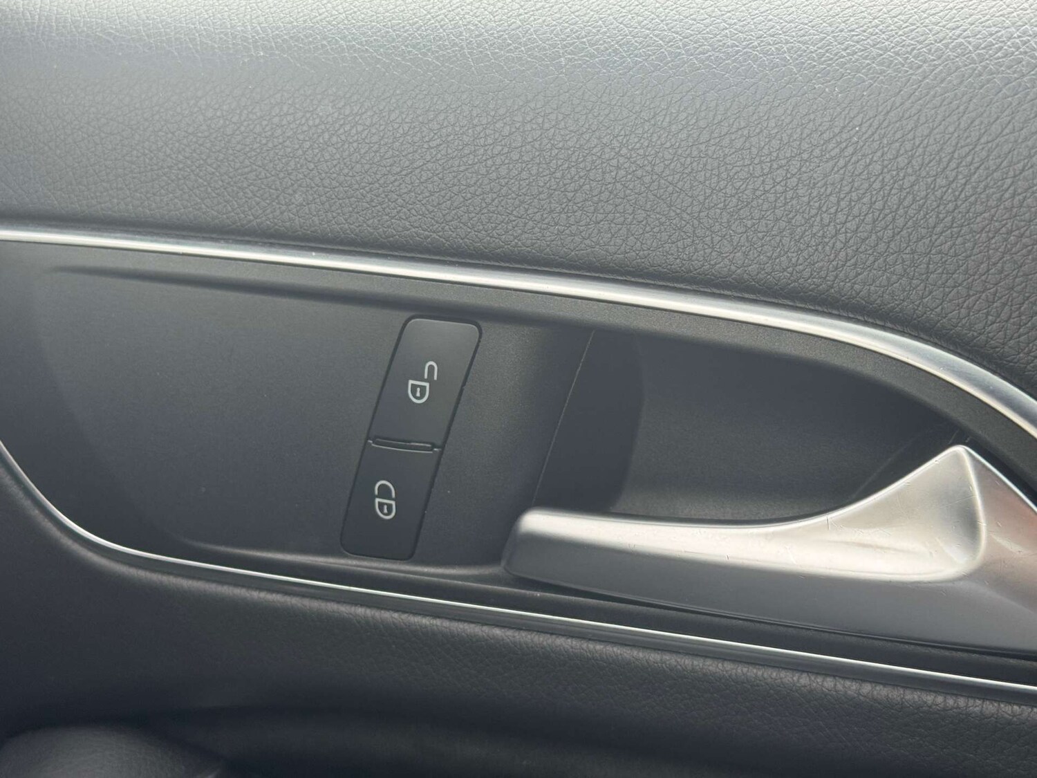 Used Mercedes-Benz A-Class 2017 for sale - 76363681: Photo 30