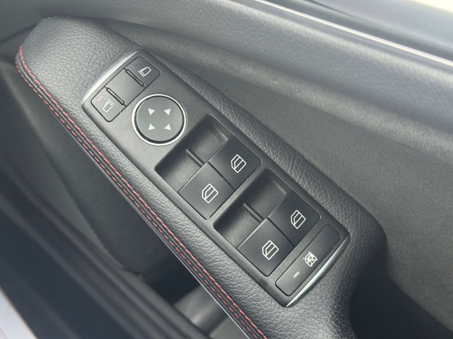 Used Mercedes-Benz A-Class 2017 for sale - 76363681: Photo 31