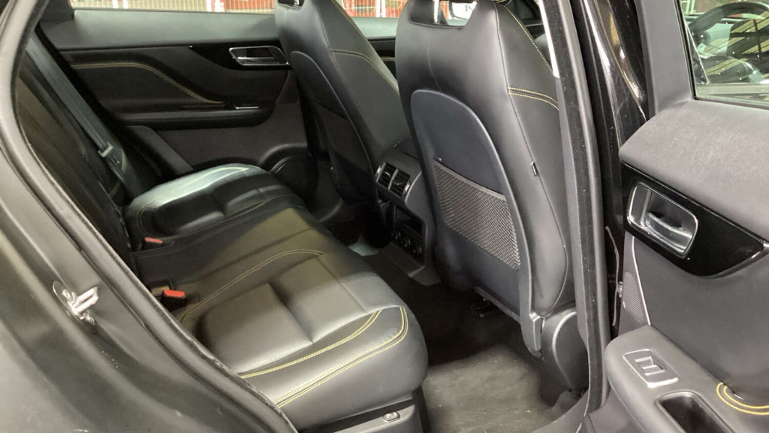 Used Jaguar F-Pace 2020 for sale - 76350463: Photo 11