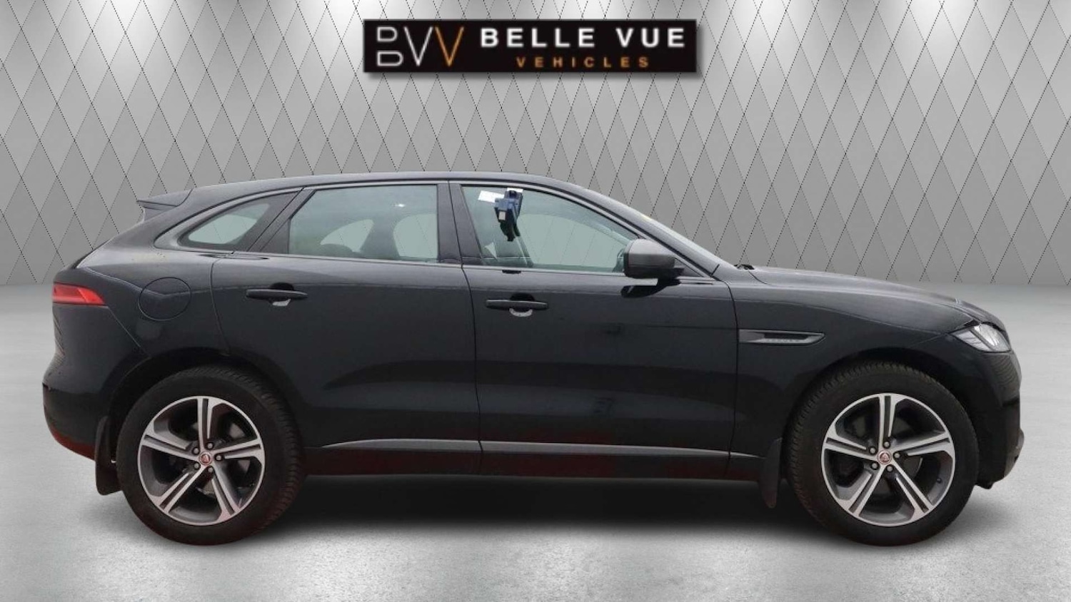 Used Jaguar F-Pace 2020 for sale - 76350463: Photo 2