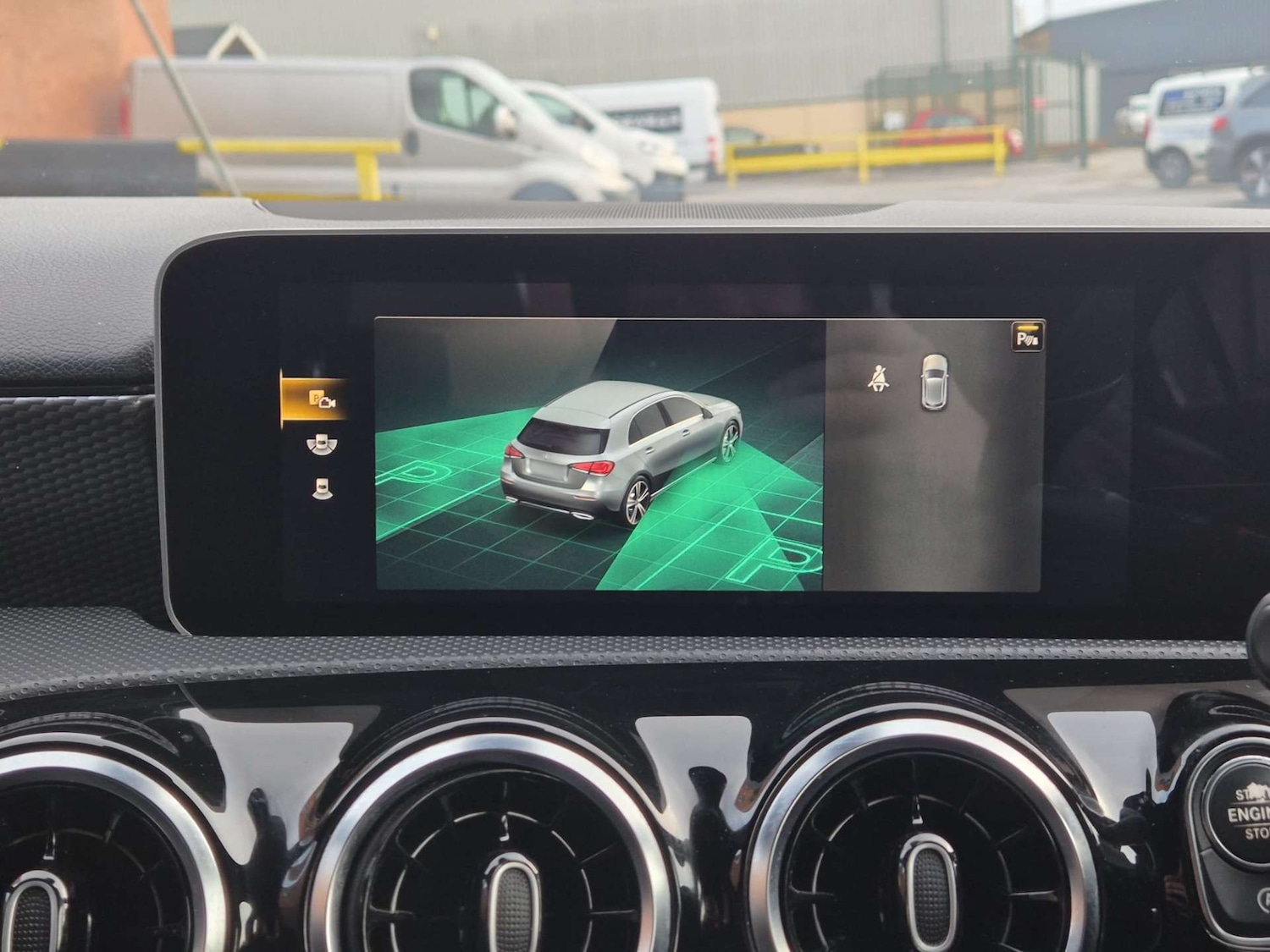 Used Mercedes-Benz A-Class 2018 for sale - 77121303: Photo 41