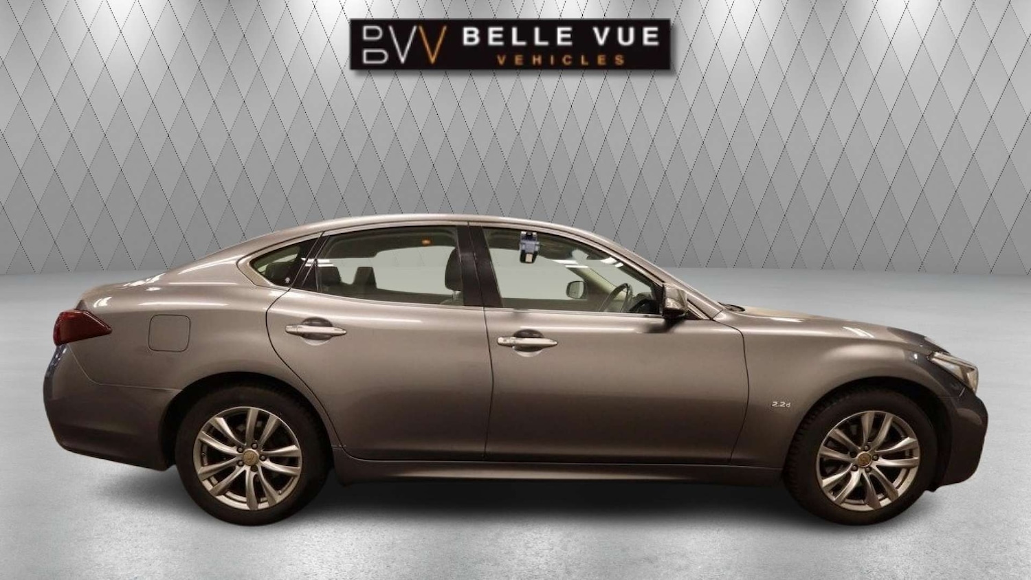 Used Infiniti Q70 2017 for sale - 76387491: Photo 2