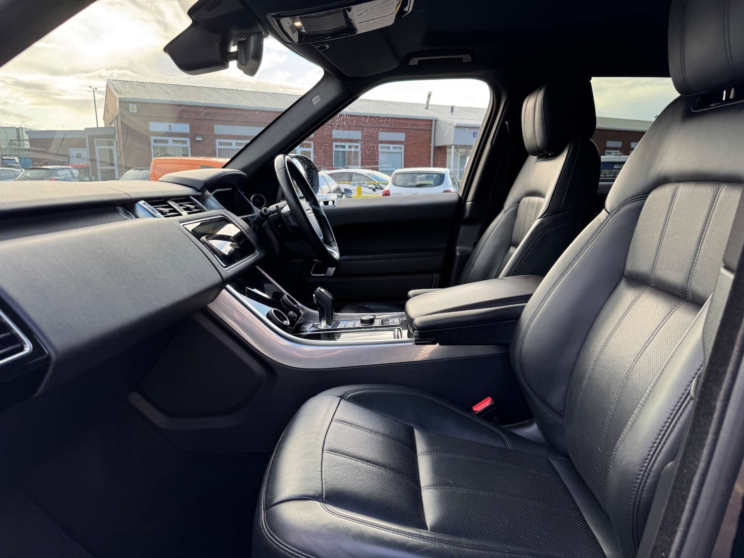 Used Land Rover Range Rover Sport 2018 for sale - 76363679: Photo 14