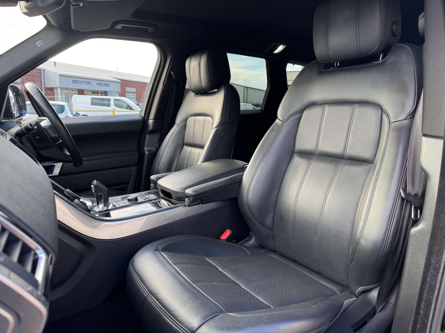 Used Land Rover Range Rover Sport 2018 for sale - 76363679: Photo 15