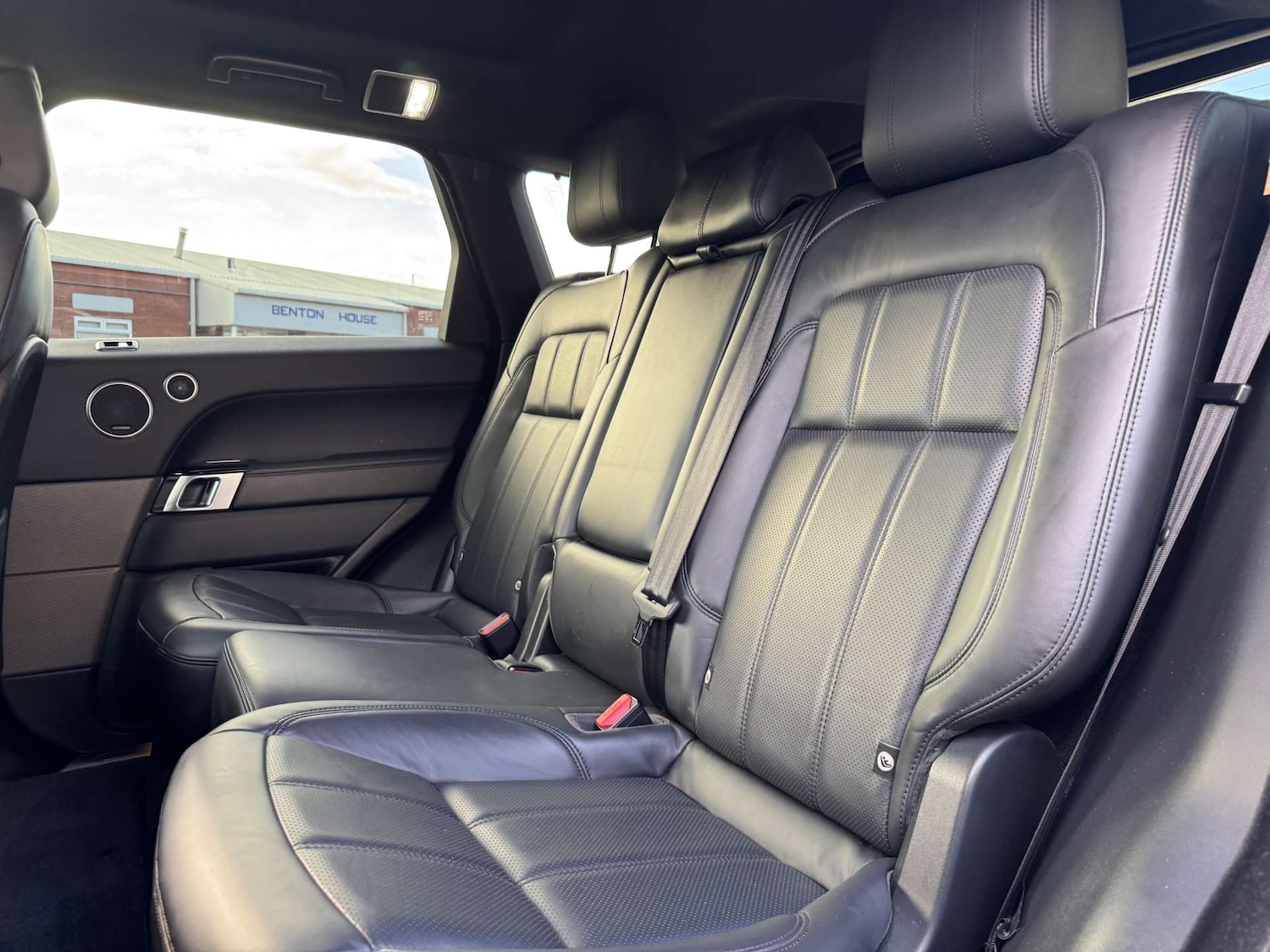 Used Land Rover Range Rover Sport 2018 for sale - 76363679: Photo 20
