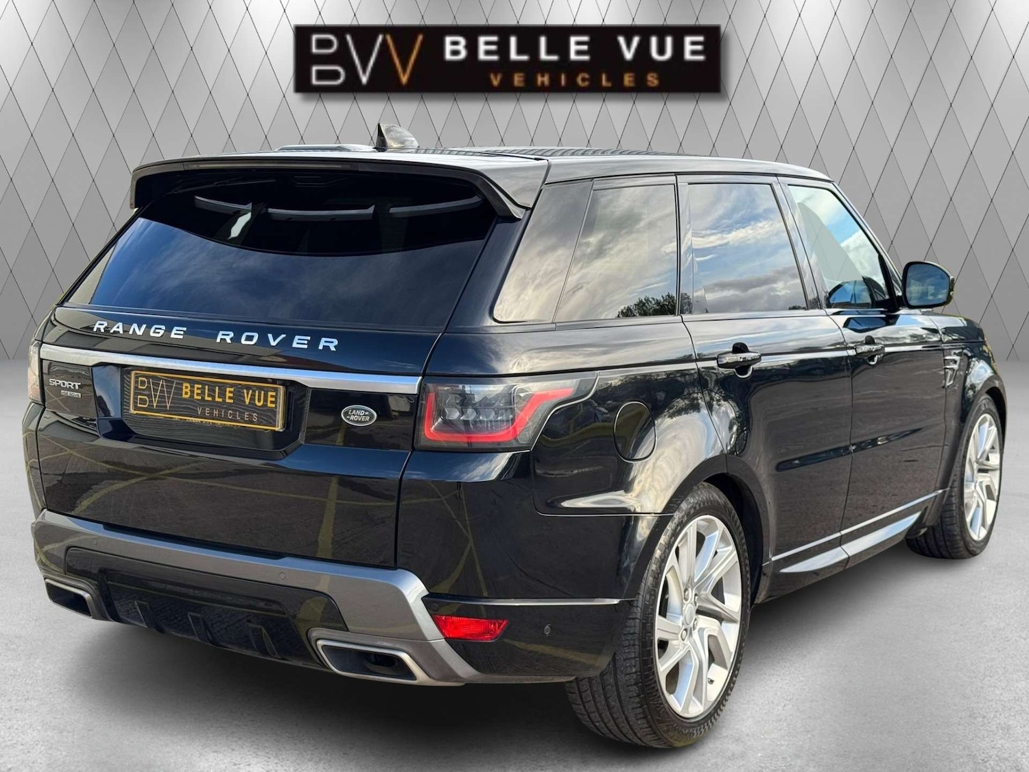 Used Land Rover Range Rover Sport 2018 for sale - 76363679: Photo 3
