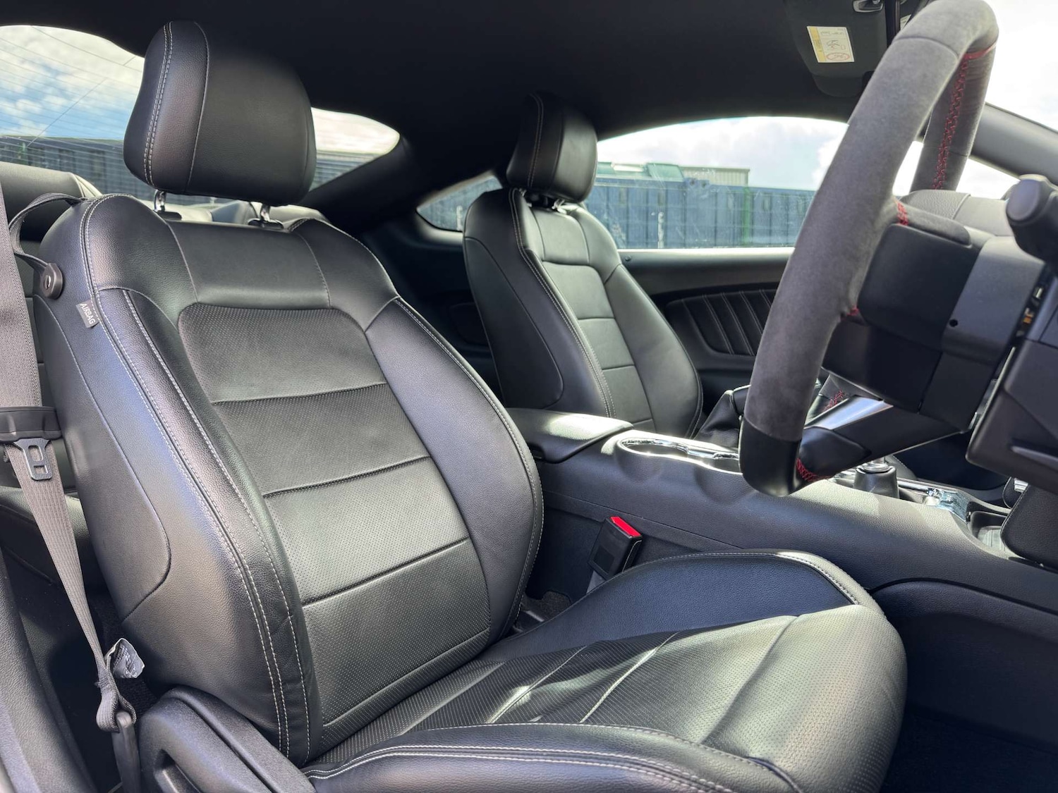 Used Ford Mustang 2017 for sale - 76277406: Photo 14