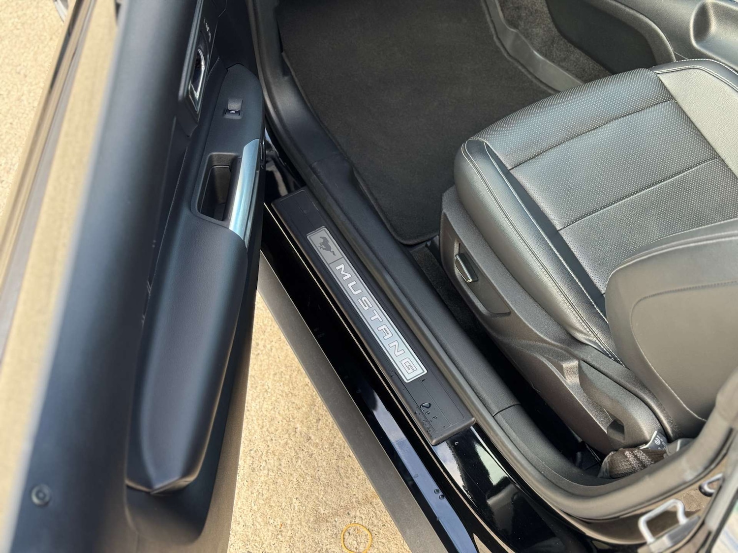 Used Ford Mustang 2017 for sale - 76277406: Photo 15