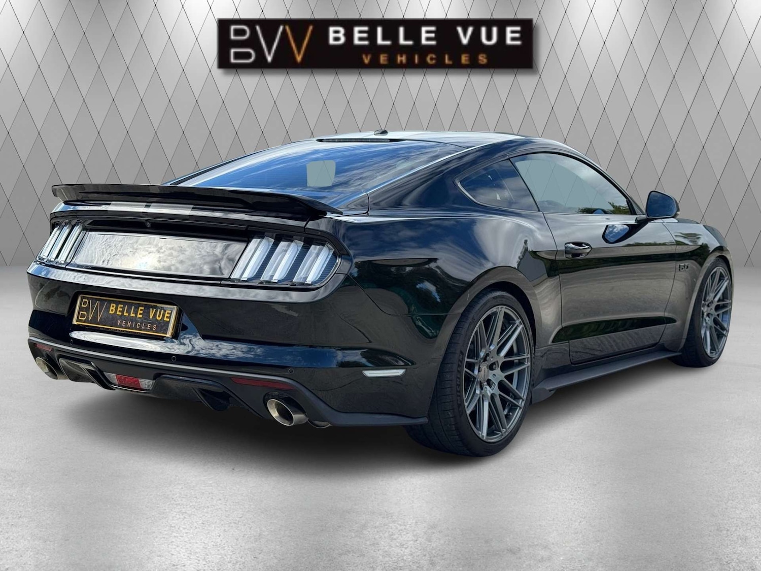 Used Ford Mustang 2017 for sale - 76277406: Photo 3