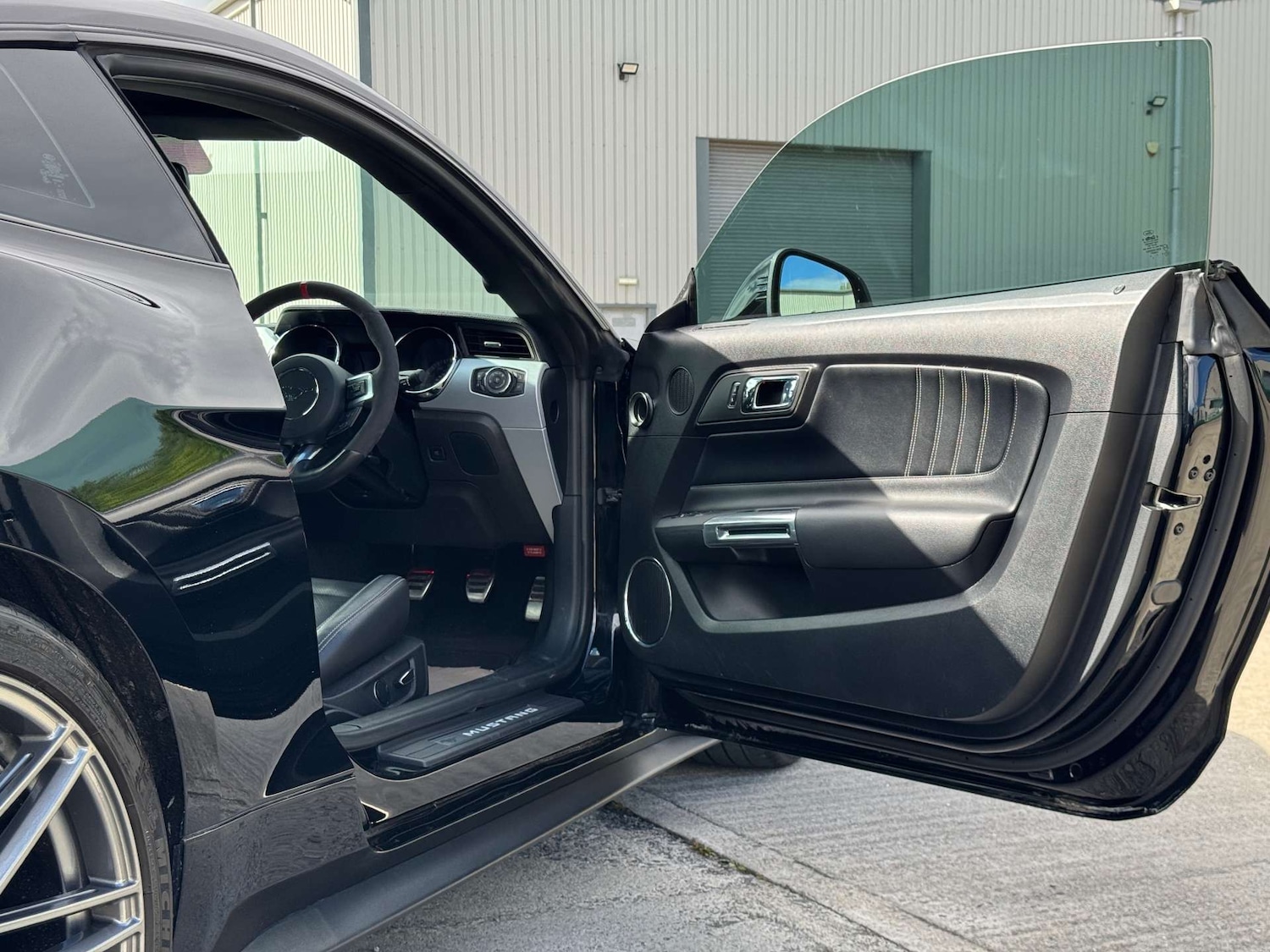 Used Ford Mustang 2017 for sale - 76277406: Photo 70