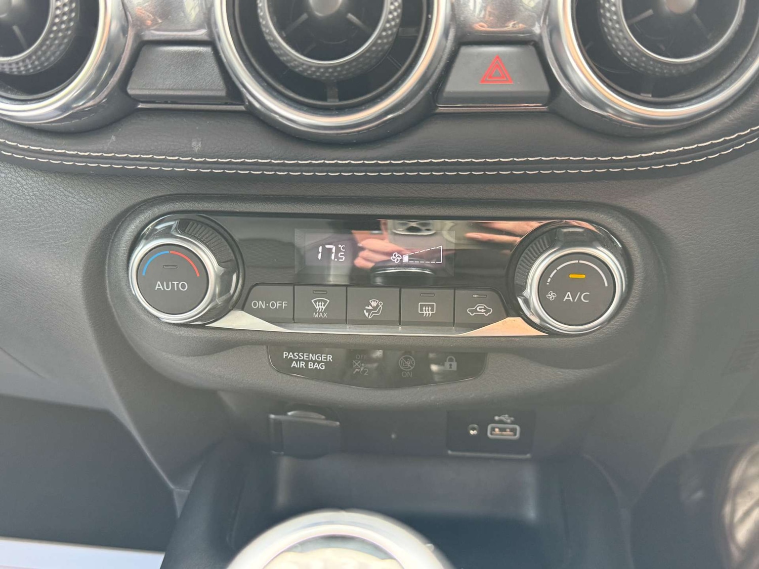 Used Nissan Juke 2023 for sale - 76363525: Photo 38