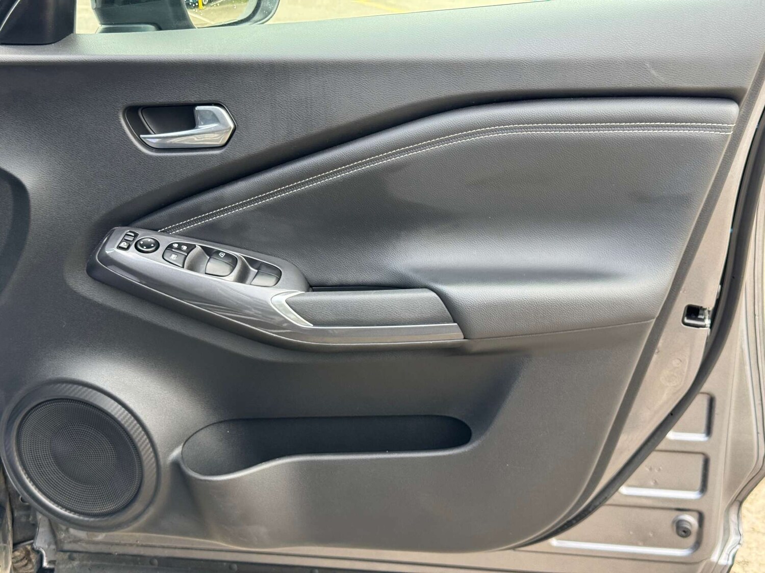 Used Nissan Juke 2023 for sale - 76363525: Photo 48