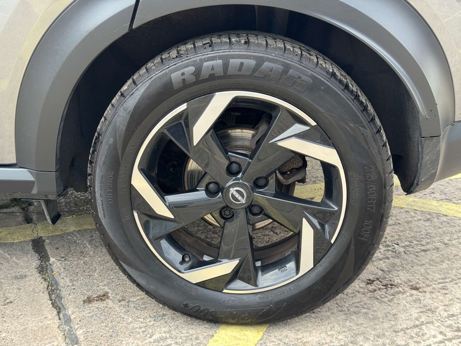 Used Nissan Juke 2023 for sale - 76363525: Photo 51