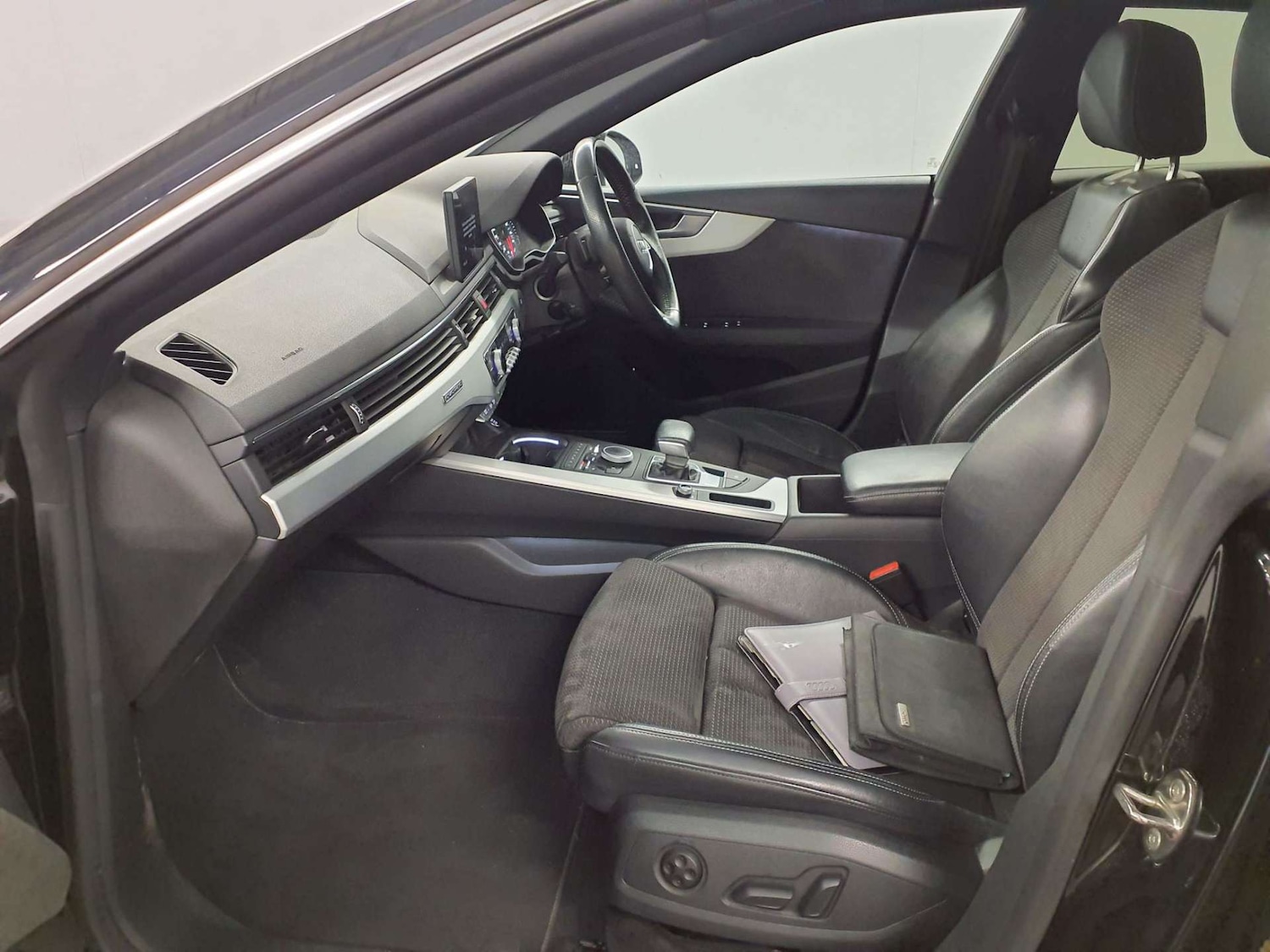 Used Audi A5 2017 for sale - 76866956: Photo 10