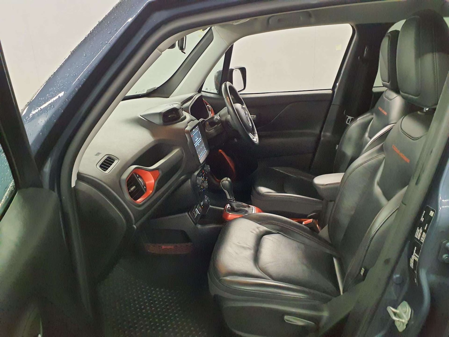 Used Jeep Renegade 2020 for sale - 77205128: Photo 10