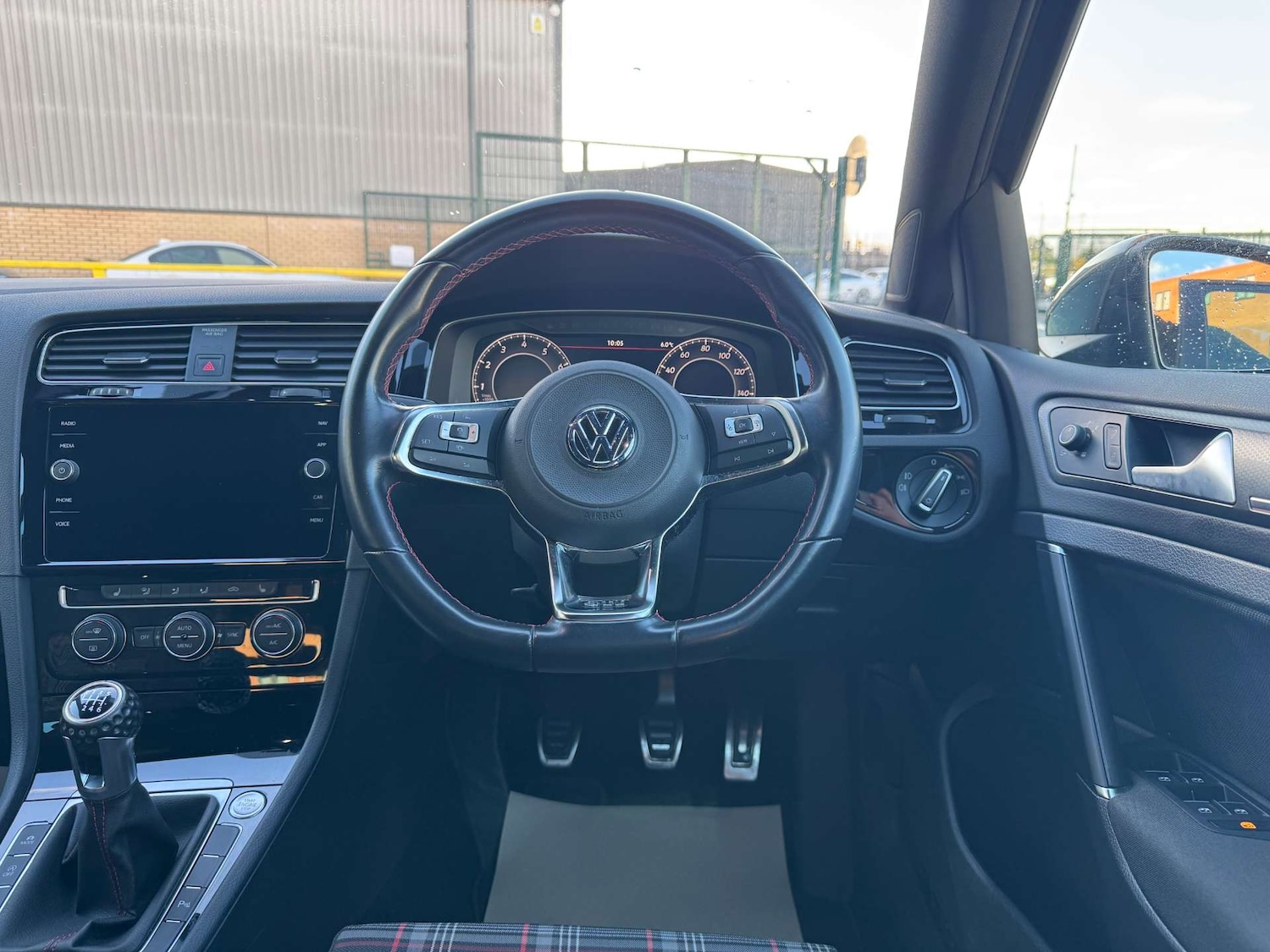 Used Volkswagen Golf 2019 for sale - 76514267: Photo 24