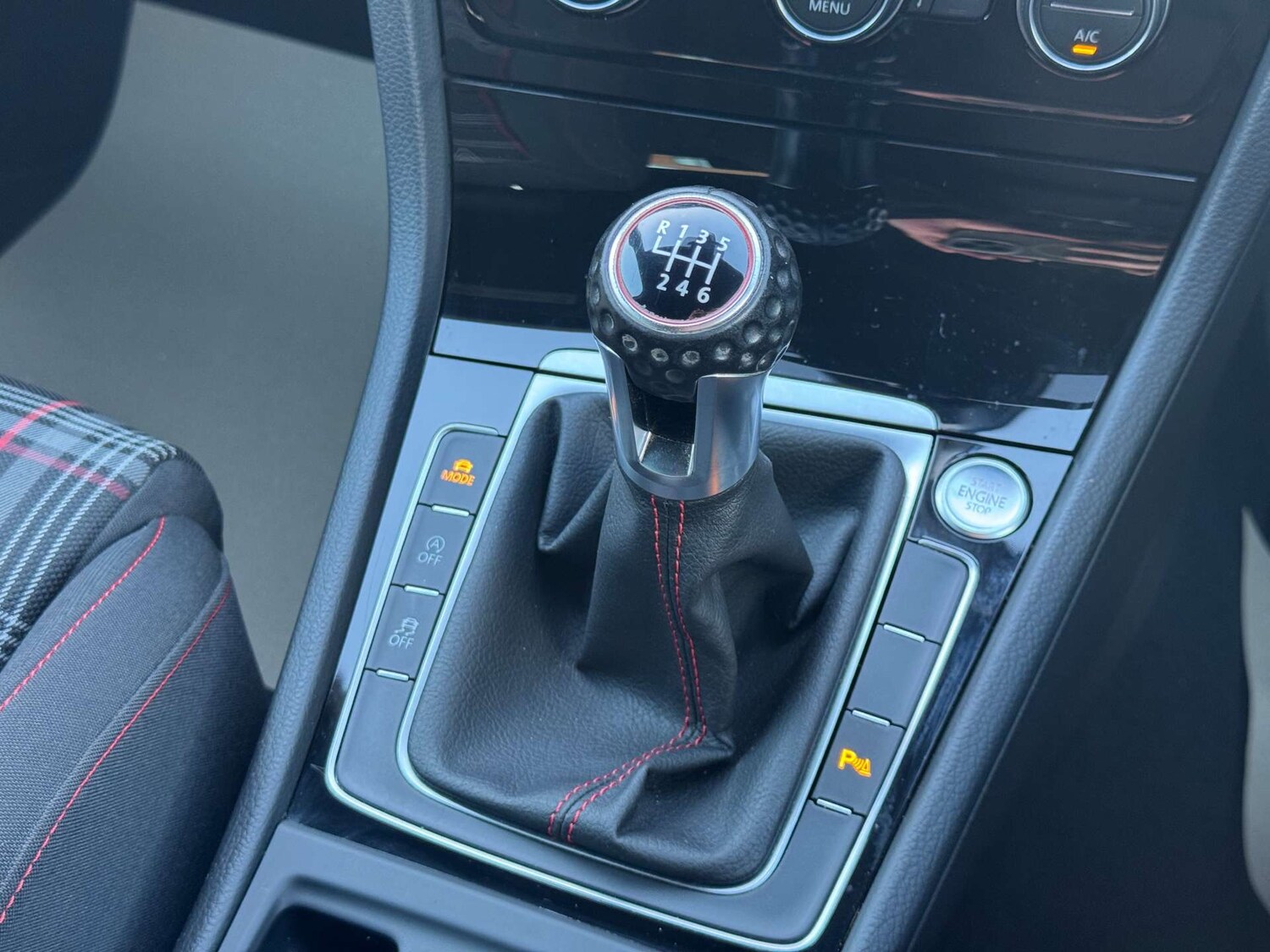 Used Volkswagen Golf 2019 for sale - 76514267: Photo 37