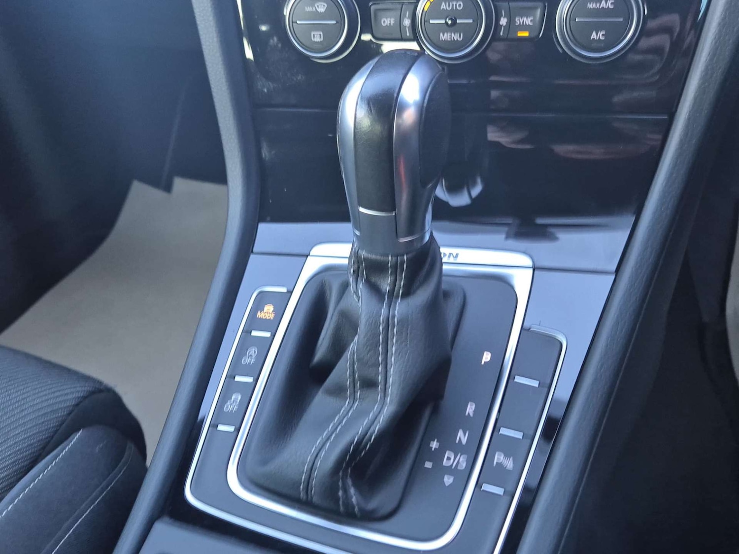 Used Volkswagen Golf 2019 for sale - 76462027: Photo 56