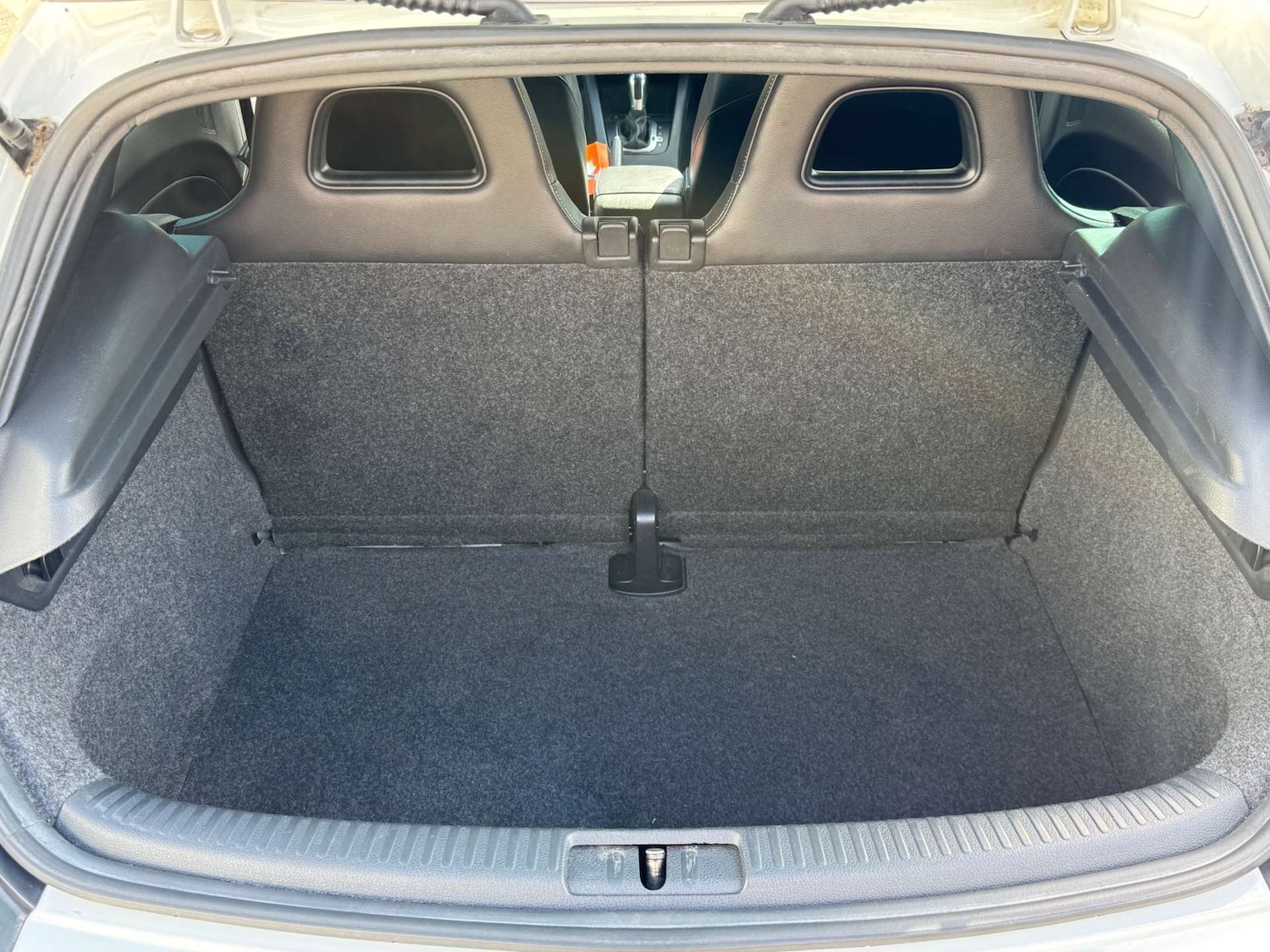 Used Volkswagen Scirocco 2017 for sale - 76600666: Photo 17