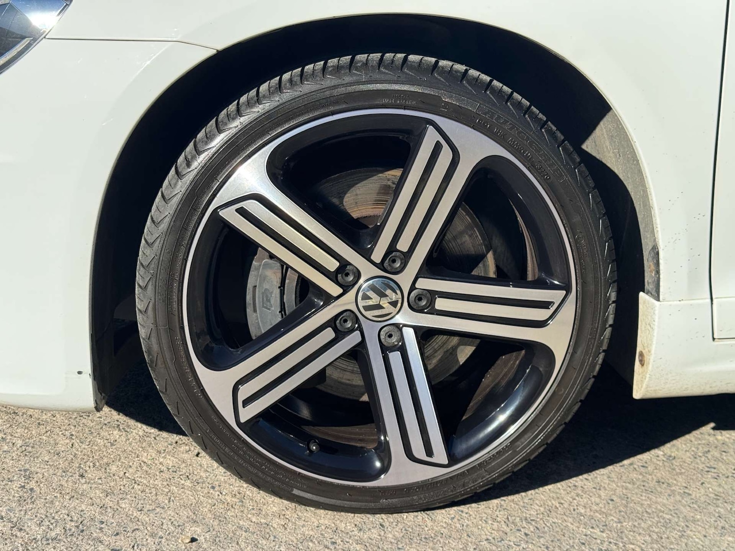 Used Volkswagen Scirocco 2017 for sale - 76600666: Photo 52