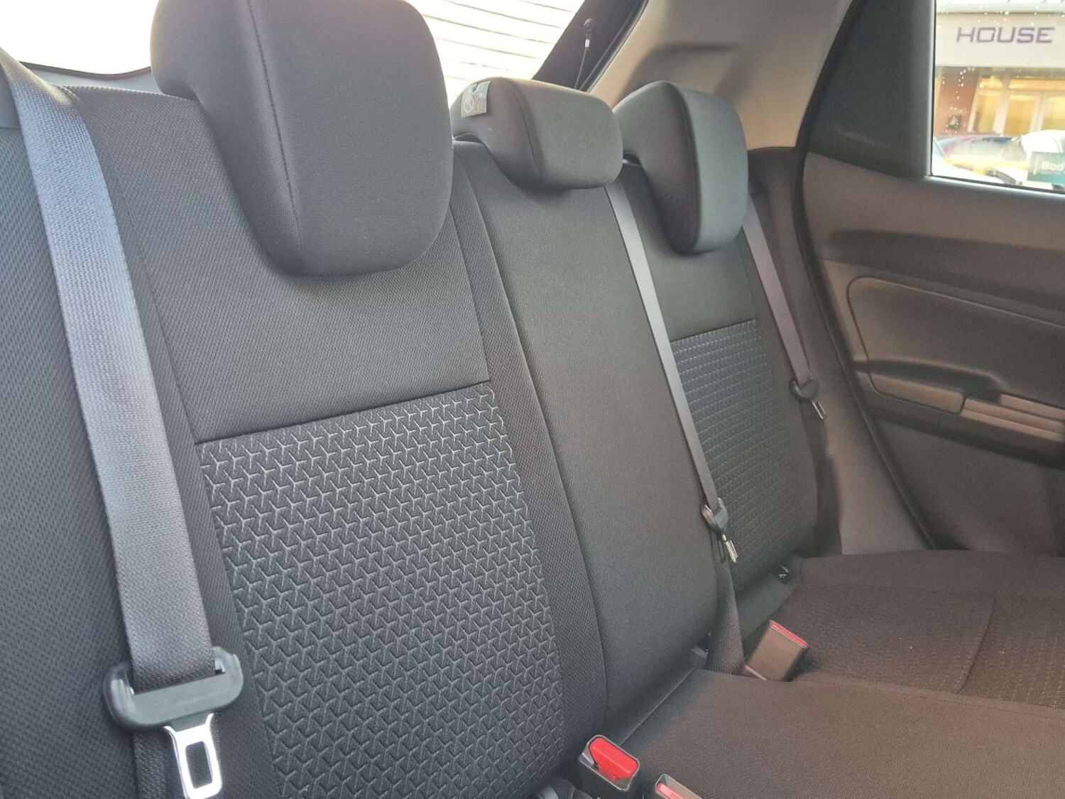 Used Suzuki Swift 2024 for sale - 76539483: Photo 32