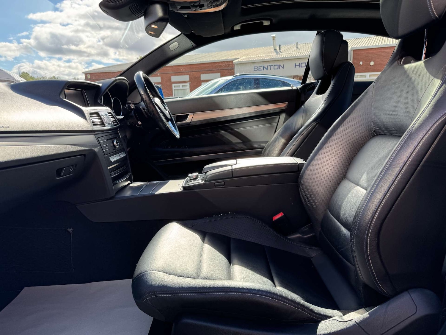 Used Mercedes-Benz E Class 2016 for sale - 76363649: Photo 14