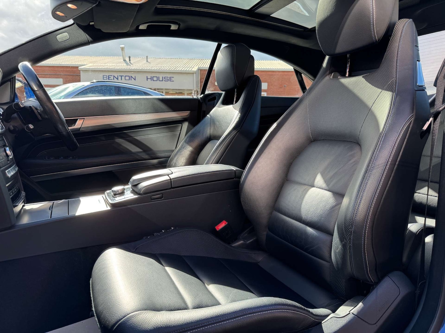 Used Mercedes-Benz E Class 2016 for sale - 76363649: Photo 15