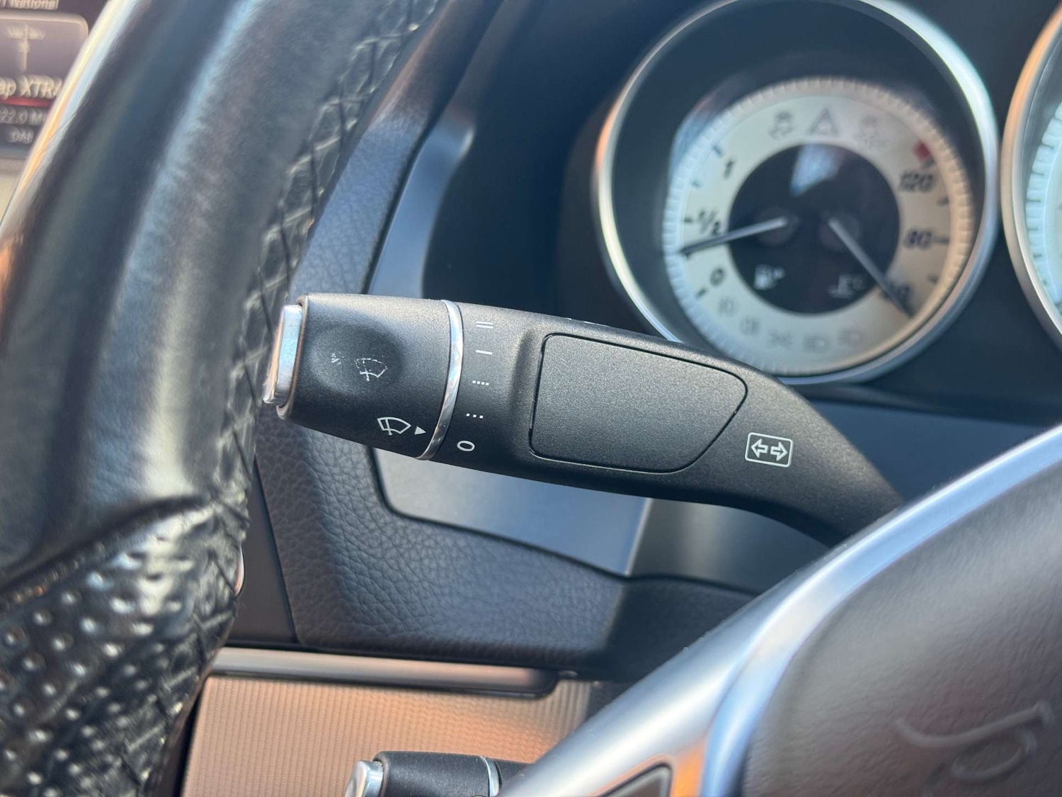 Used Mercedes-Benz E Class 2016 for sale - 76363649: Photo 25