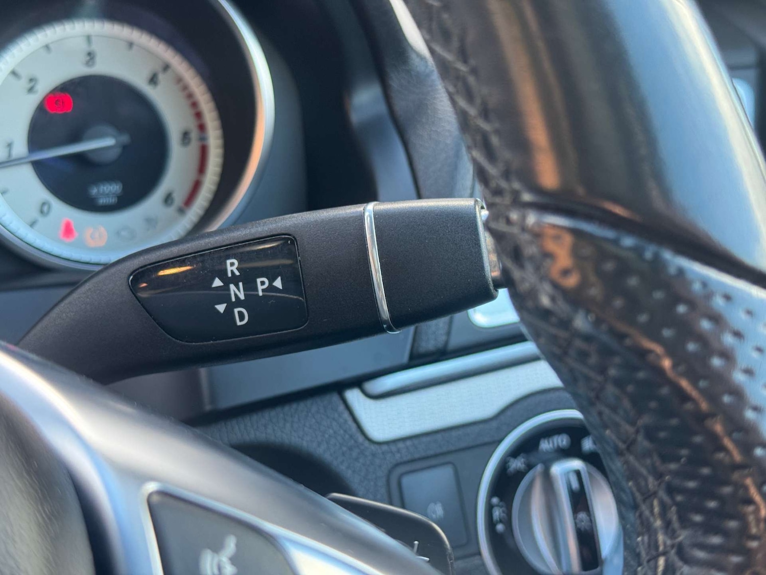 Used Mercedes-Benz E Class 2016 for sale - 76363649: Photo 26