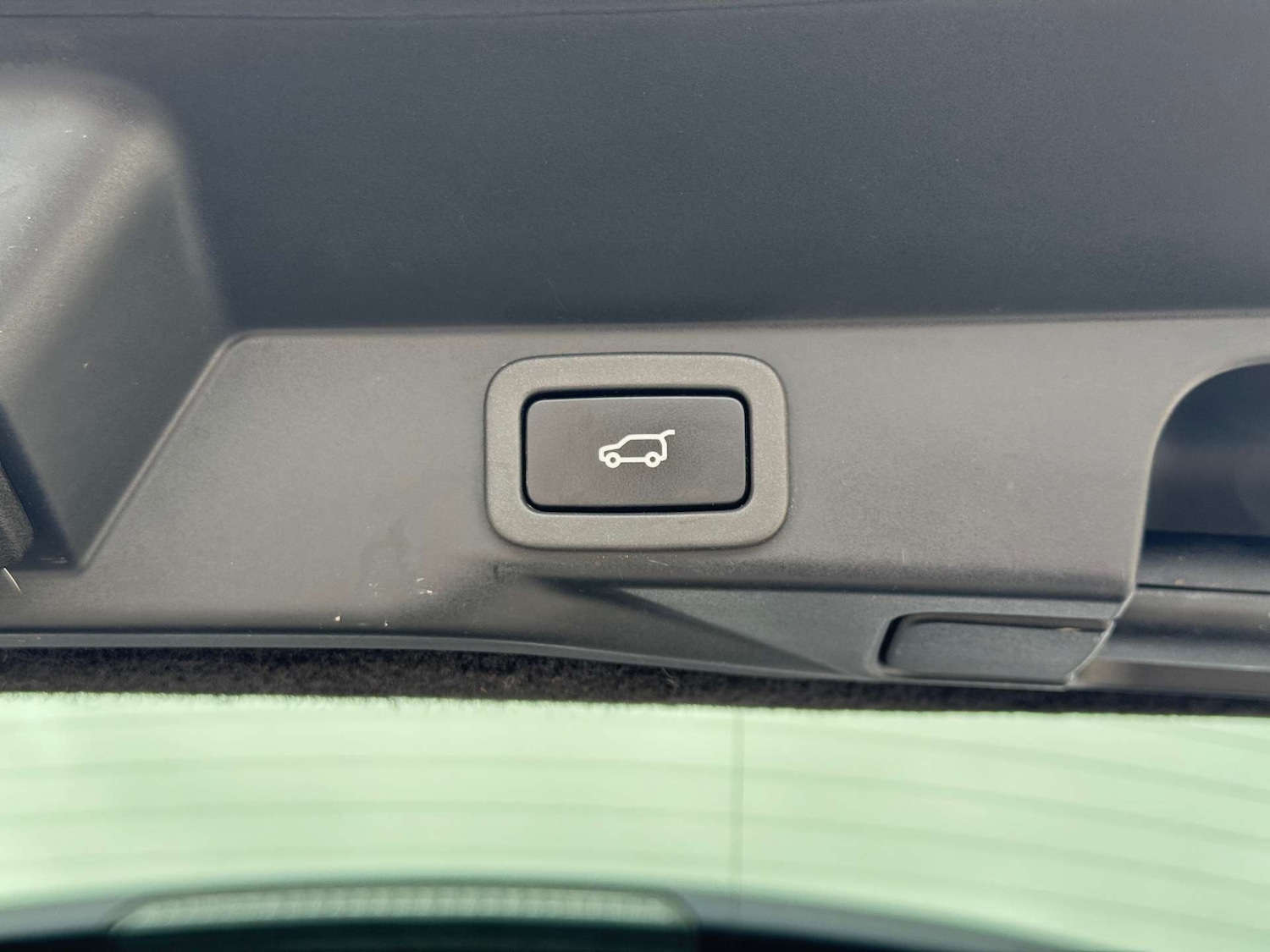 Used Land Rover Range Rover Sport 2018 for sale - 76363850: Photo 24