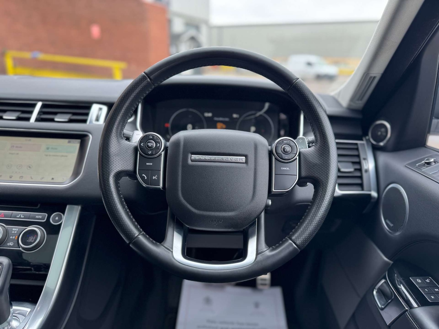 Used Land Rover Range Rover Sport 2018 for sale - 76363850: Photo 26