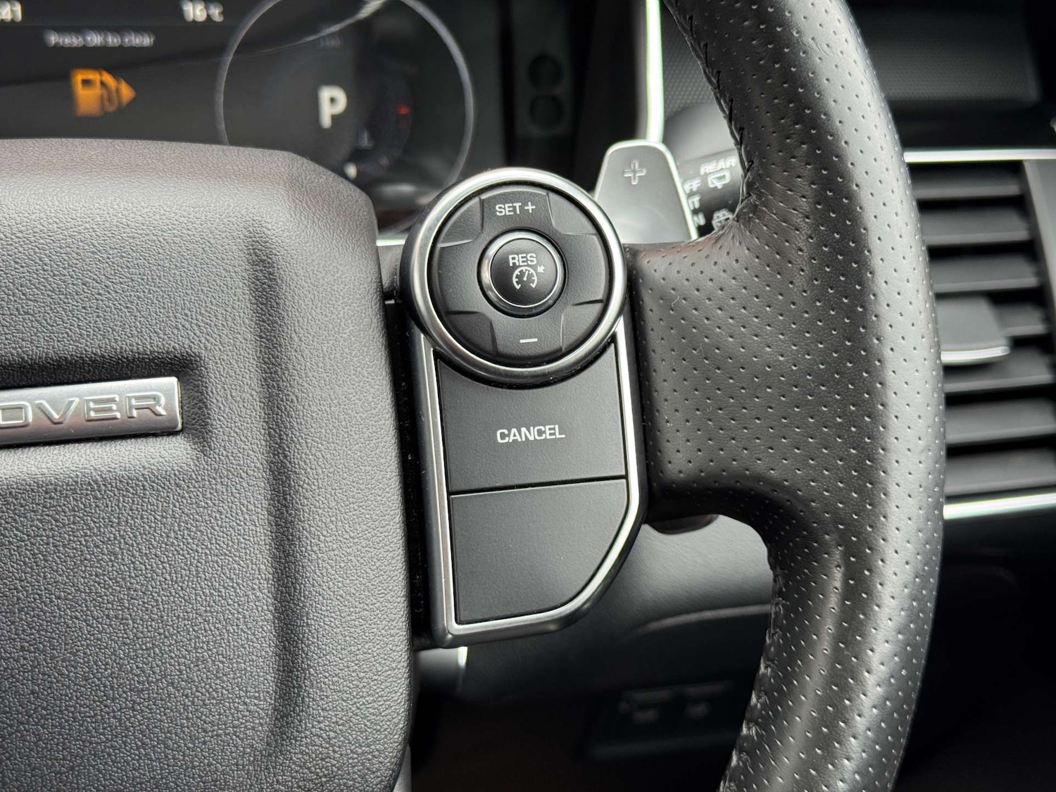 Used Land Rover Range Rover Sport 2018 for sale - 76363850: Photo 28
