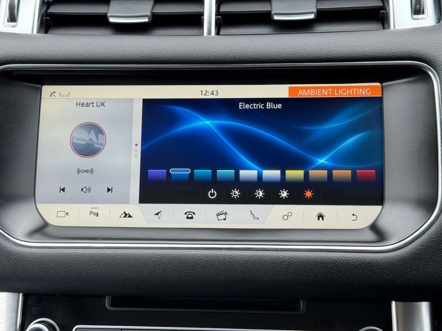 Used Land Rover Range Rover Sport 2018 for sale - 76363850: Photo 43